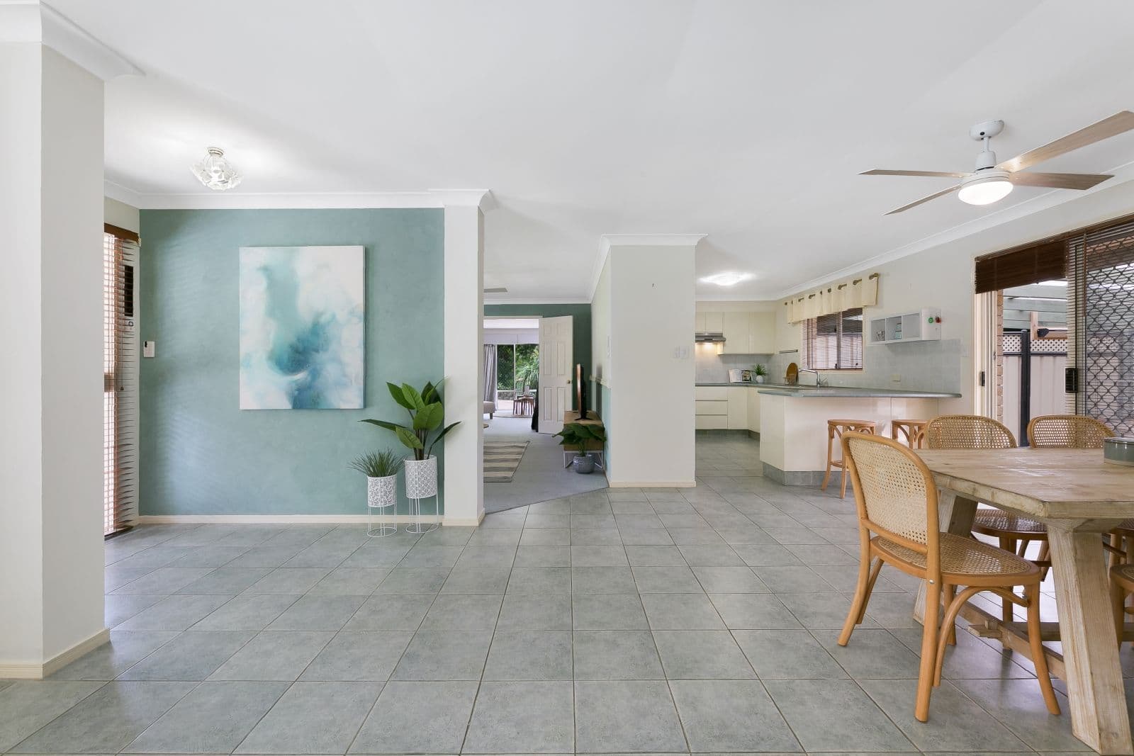 54 Gardenia Drive, Bonogin QLD 4213, Bonogin - Thumbnail 6