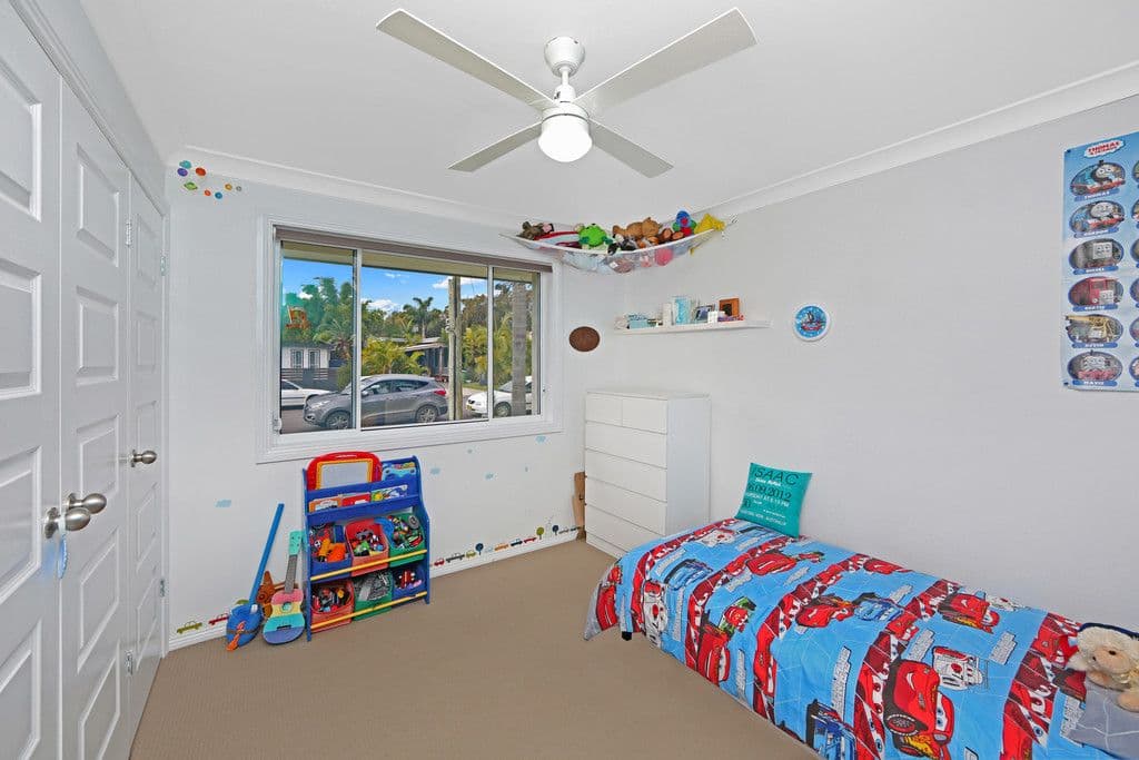 29 Kathleen White Crescent, Killarney Vale - Thumbnail 8