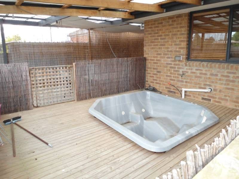 3 WESTMINSTER Court, HAMPTON PARK VIC 3976, Hampton Park - Thumbnail 4