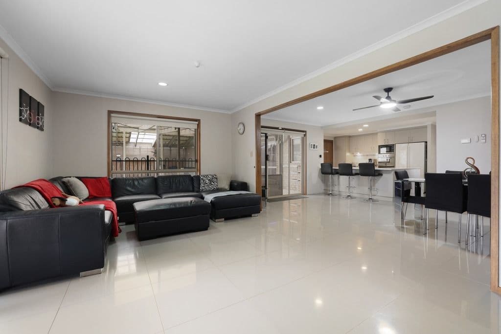 72 Sycamore Street, Hoppers Crossing VIC 3029, Hoppers Crossing - Thumbnail 2