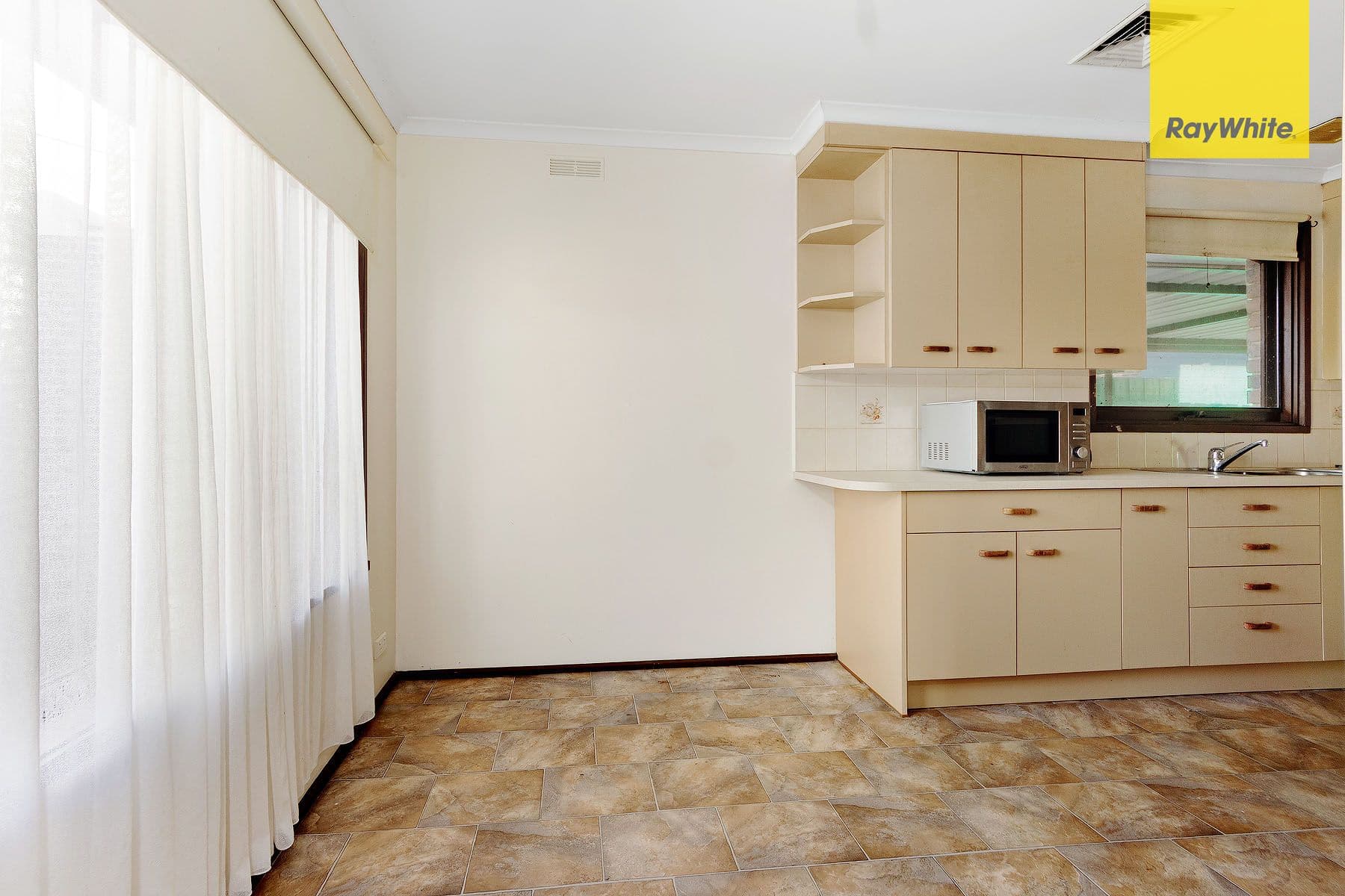 4 Helen Street, St Albans VIC 3021, St Albans - Thumbnail 4