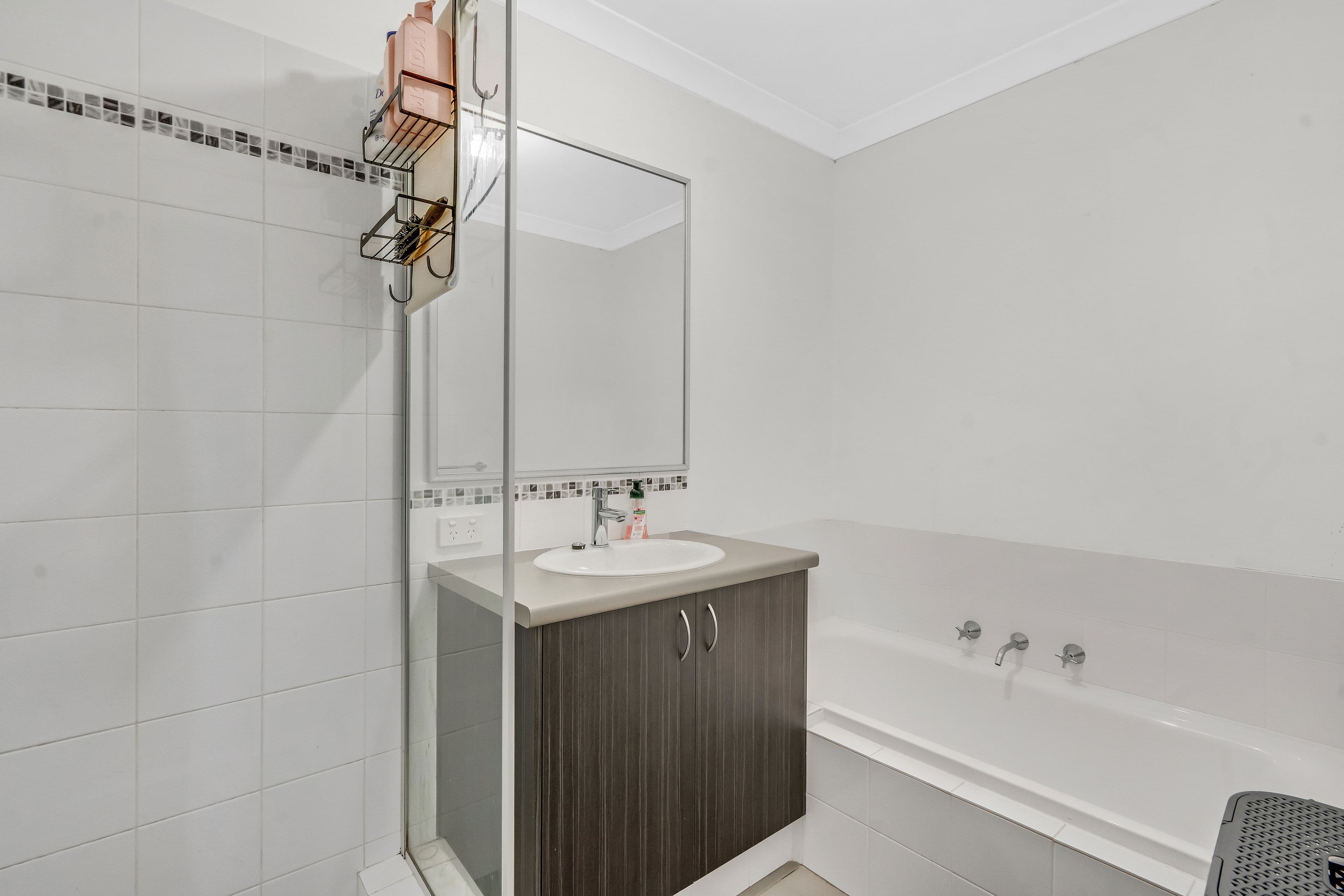 24 Clarendon Circuit, Lakelands WA 6180, Lakelands - Thumbnail 8