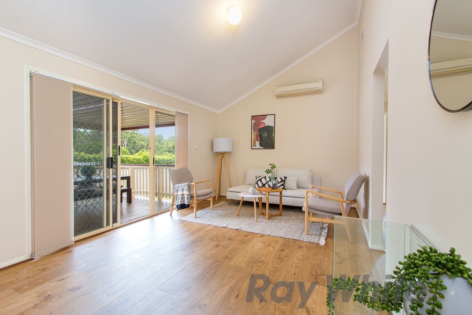 1 Roberts Circuit, Lambton - Thumbnail 5