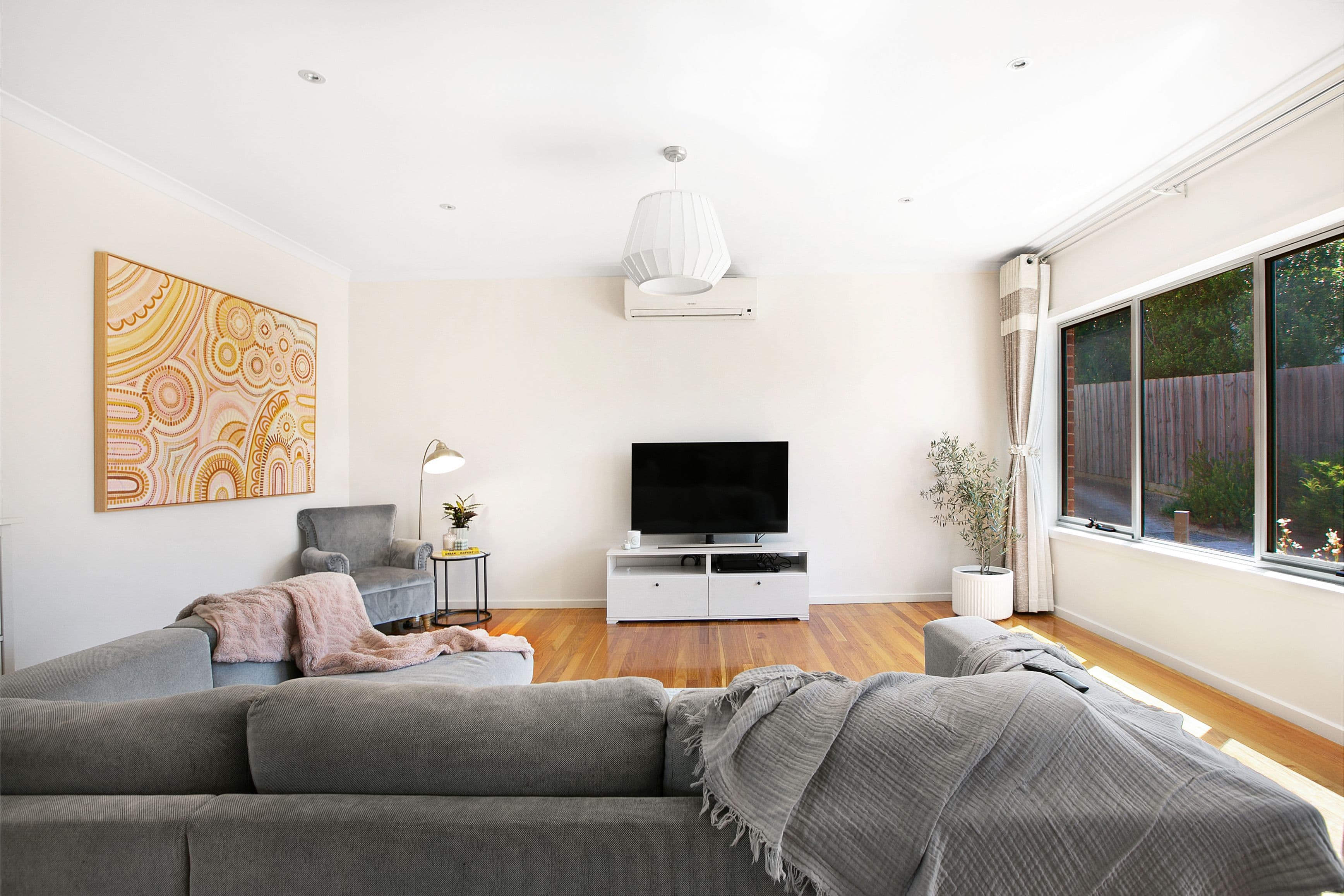 57 Clingin Street, Reservoir VIC 3073, Reservoir - Thumbnail 3