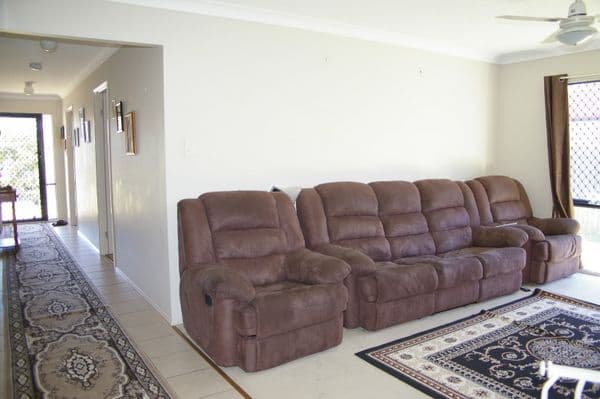 20 Whitlock Drive, ROTHWELL QLD 4022, Rothwell - Thumbnail 2
