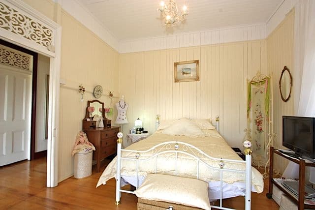 49 Lowry Street, NORTH IPSWICH QLD 4305, North Ipswich - Thumbnail 6