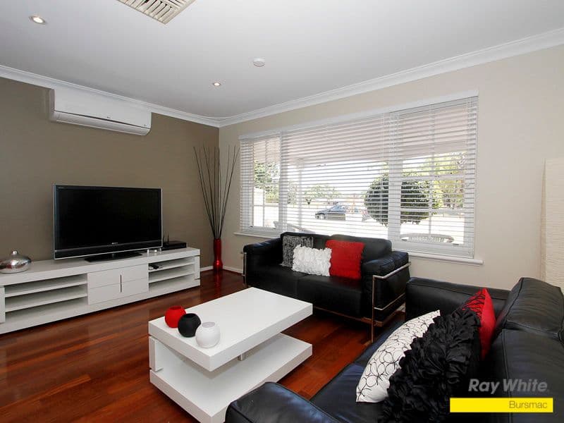 6 Ebury Place, HAMERSLEY WA 6022, Hamersley - Thumbnail 2