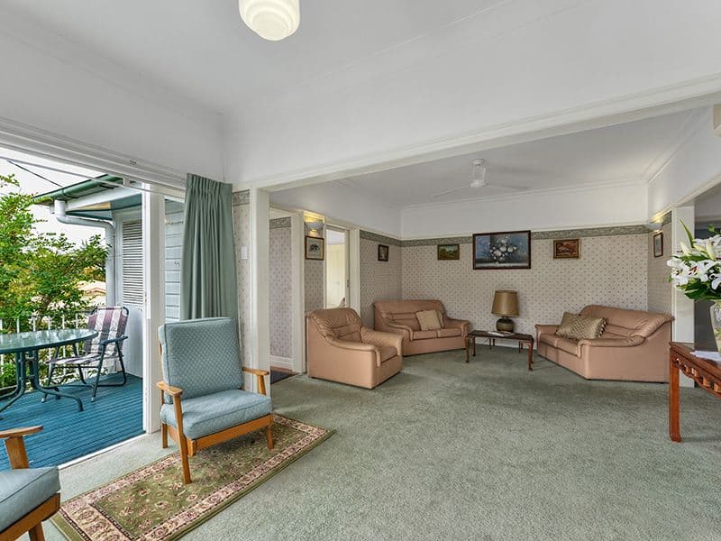 46 Crawford Avenue, Stafford QLD 4053, Stafford - Thumbnail 3