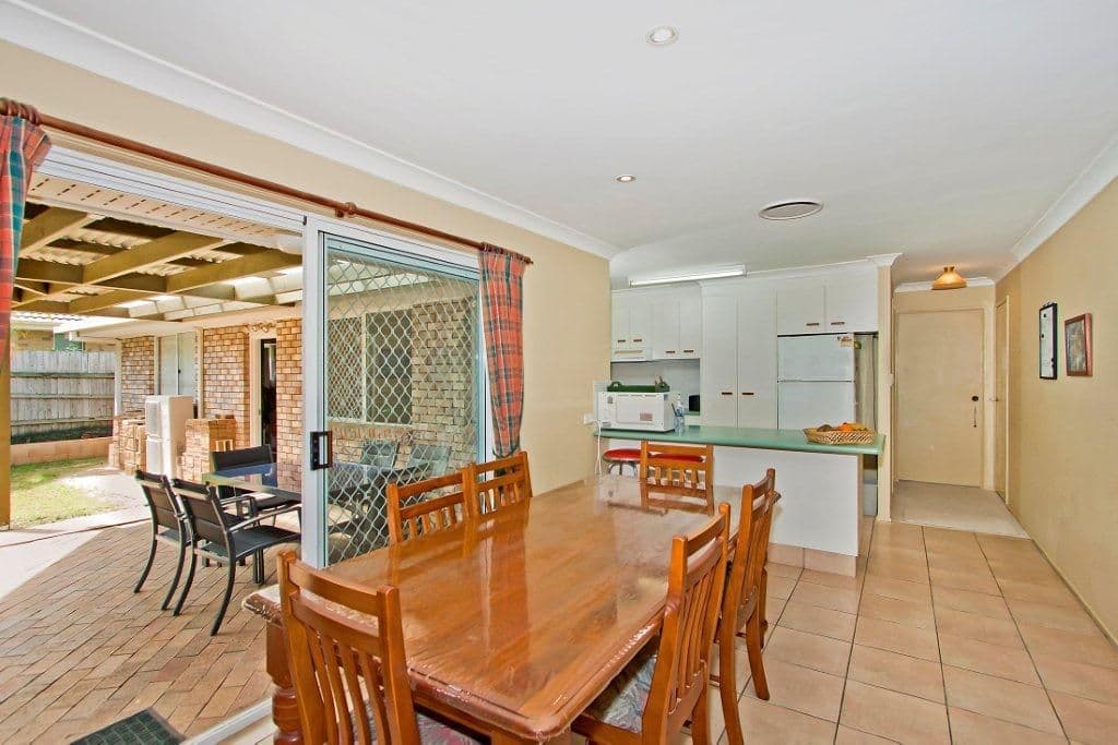 6 Kintyre Crescent, BANORA POINT NSW 2486, Banora Point - Thumbnail 2