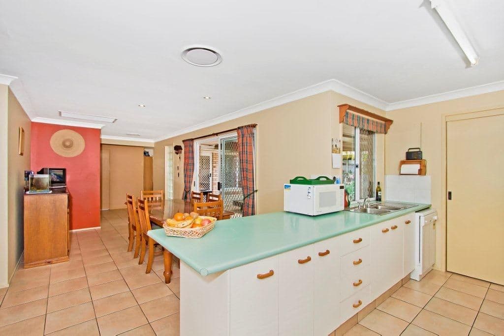 6 Kintyre Crescent, BANORA POINT NSW 2486, Banora Point - Thumbnail 4