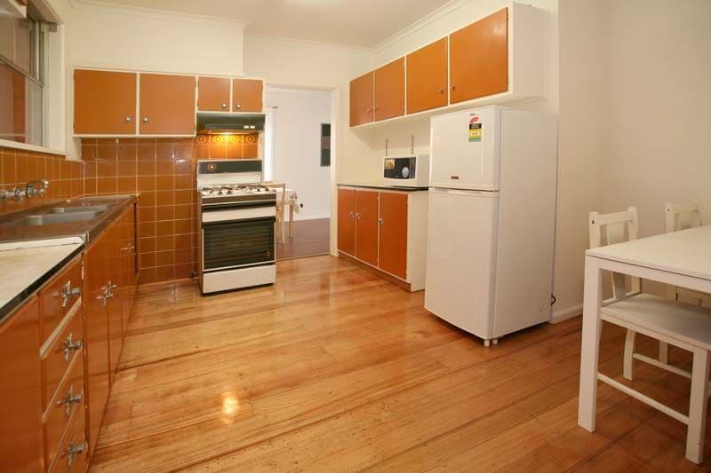 4 Rocklands Road, ASHWOOD VIC 3147, Ashwood - Thumbnail 2