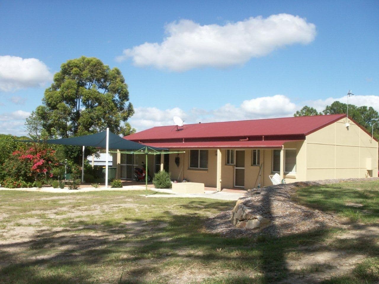 16 Connemara Road, GAVEN QLD 4211, Gaven - Thumbnail 3
