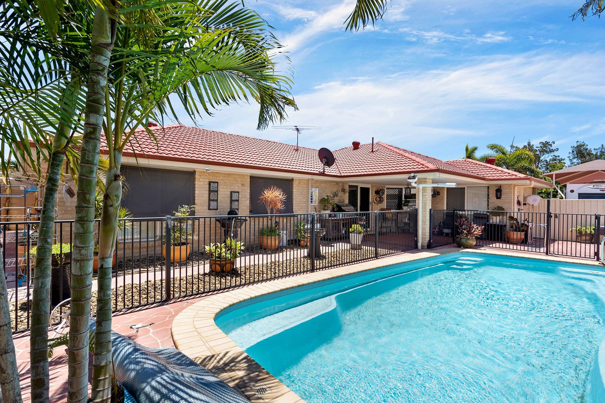 10 Alpha Avenue, Crestmead QLD 4132, Crestmead - Thumbnail 2
