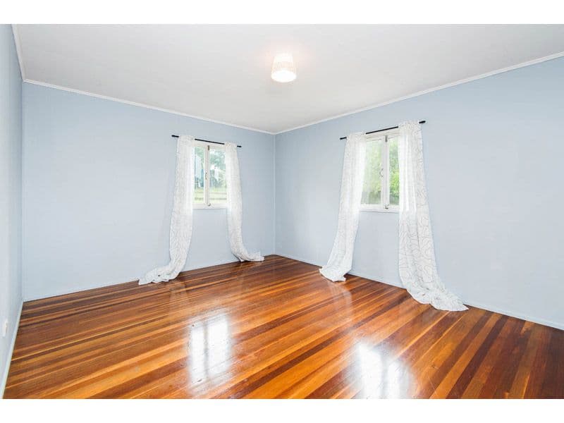 30 Belcaro Street, UPPER MOUNT GRAVATT QLD 4122, Upper Mount Gravatt - Thumbnail 4