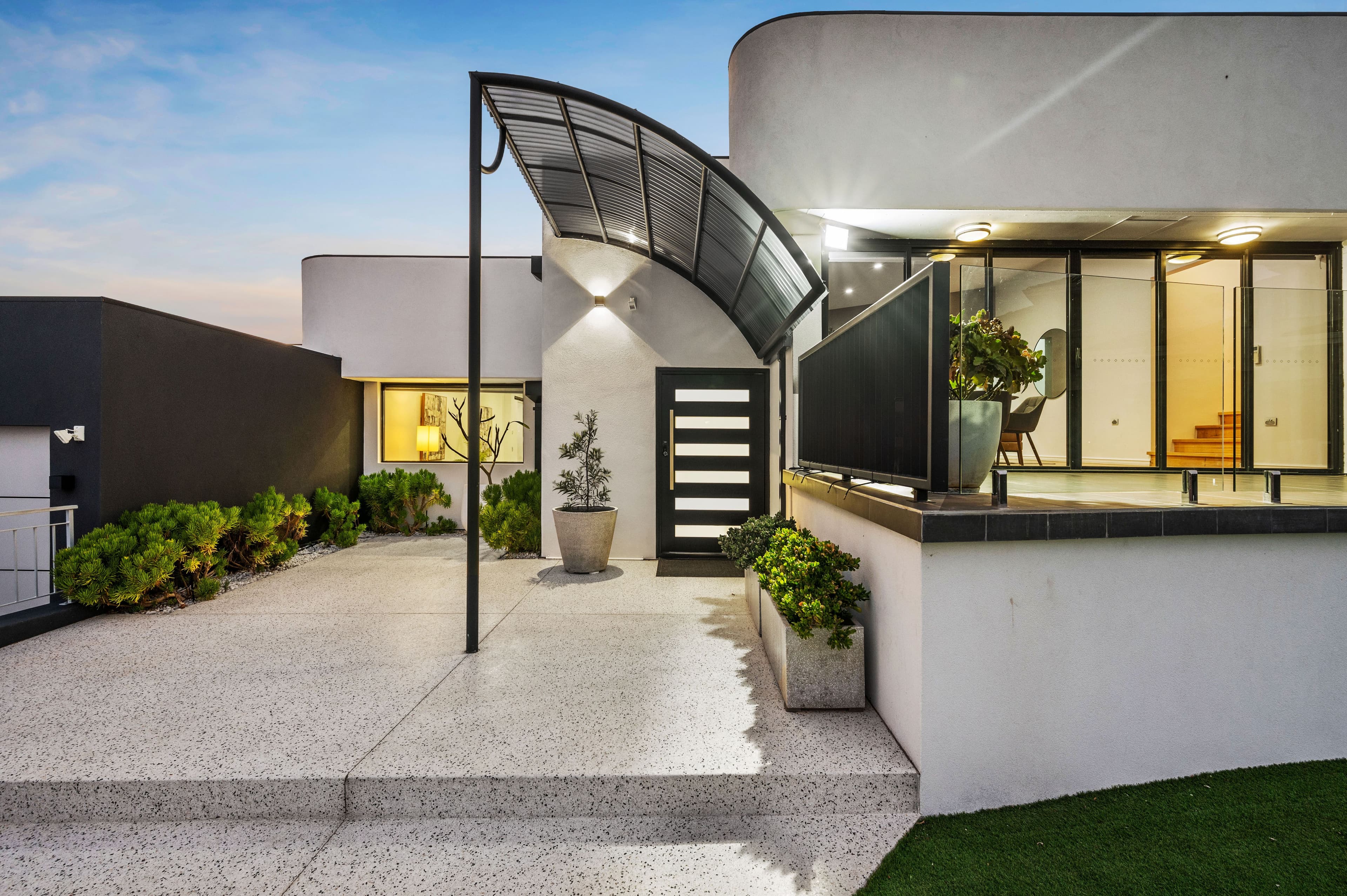 9 Clune Place, Coogee WA 6166, Coogee - Thumbnail 2