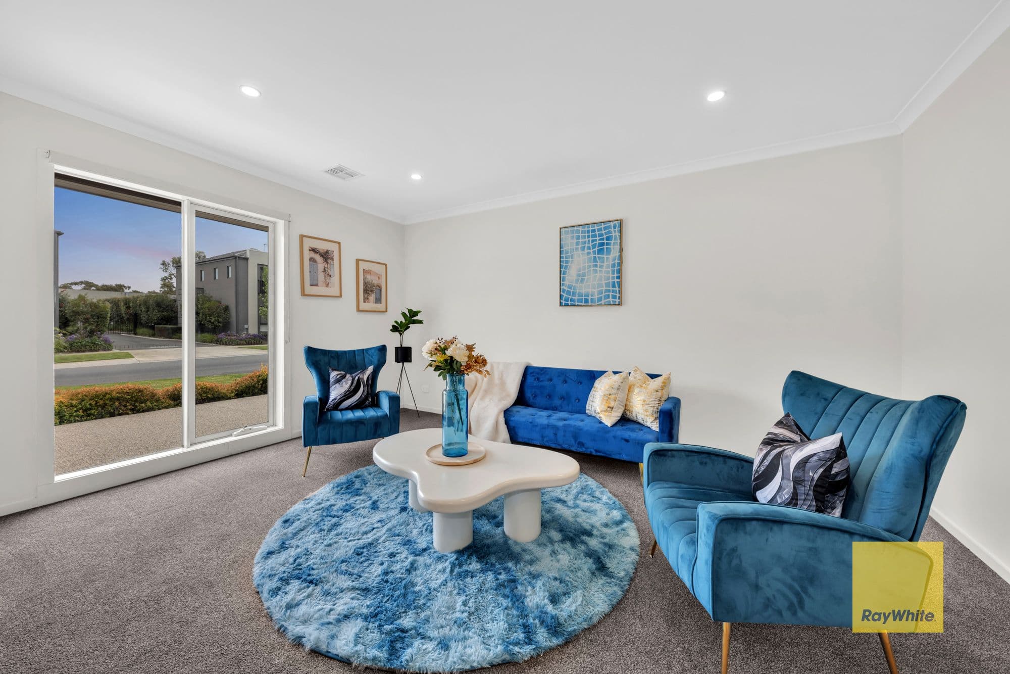 72 Waterhaven Boulevard, Point Cook VIC 3030, Point Cook - Thumbnail 4