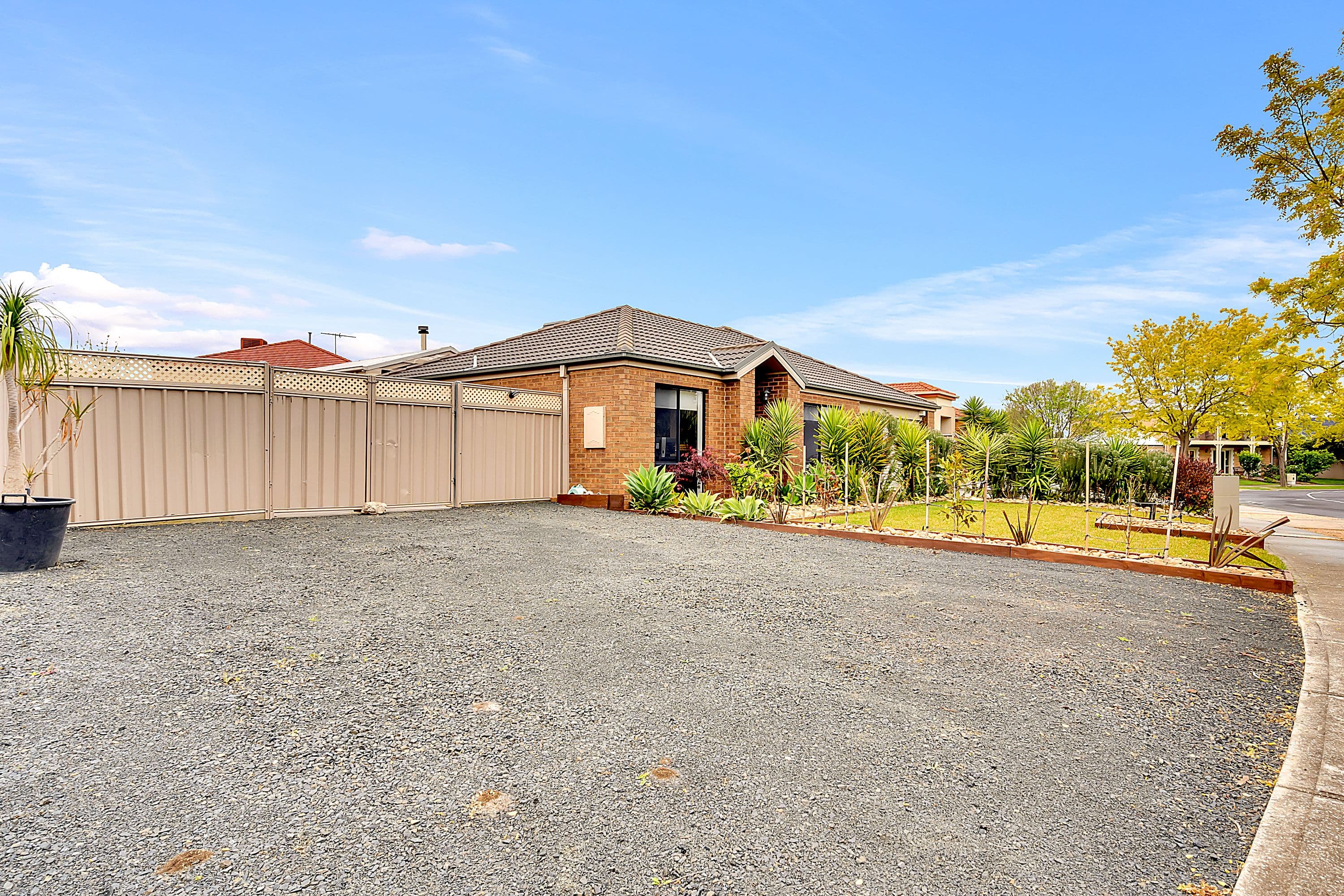 26 Hamilton Hume Parade, Craigieburn VIC 3064, Craigieburn - Thumbnail 4