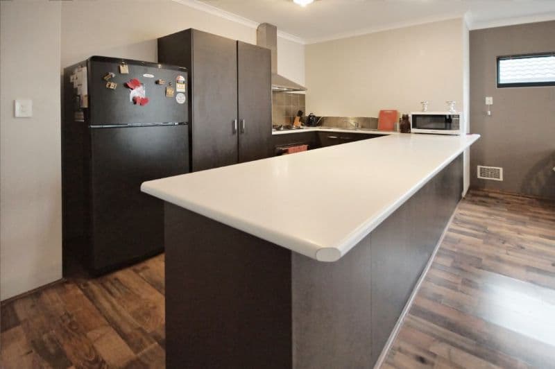 67 Wallington Crescent, BALGA WA 6061, Balga - Thumbnail 3