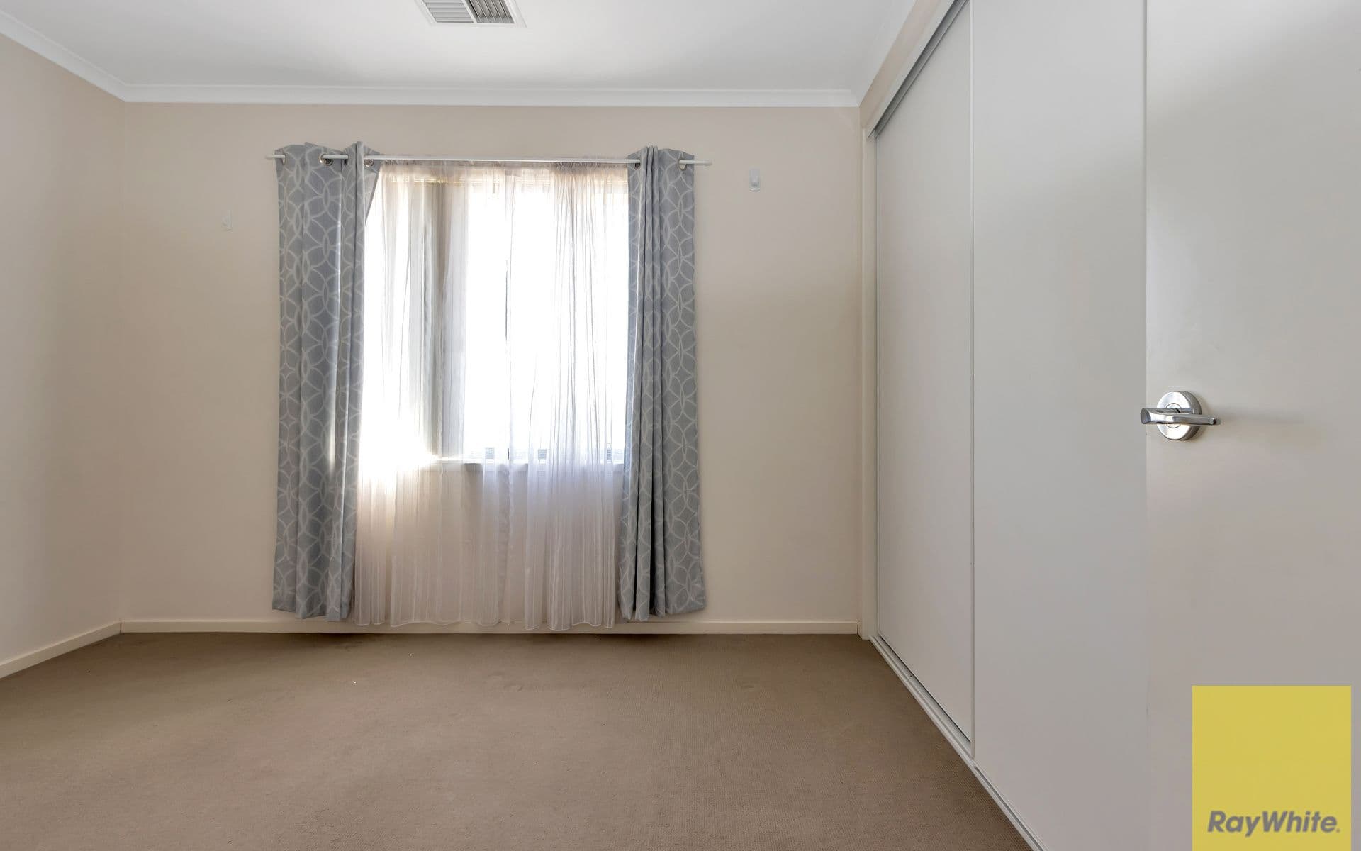 31 Derby Lane, St Clair SA 5011, St Clair - Thumbnail 7