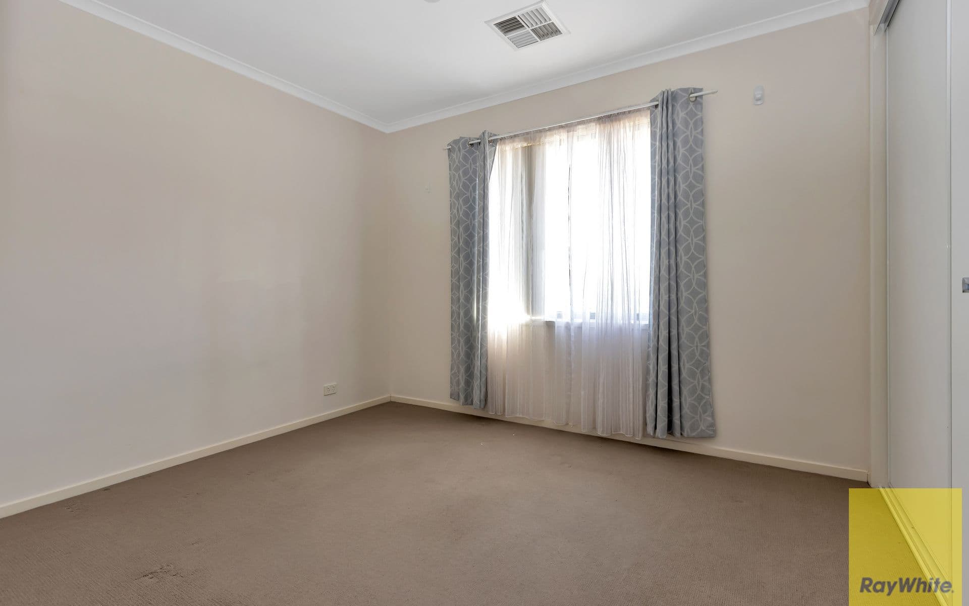 31 Derby Lane, St Clair SA 5011, St Clair - Thumbnail 8