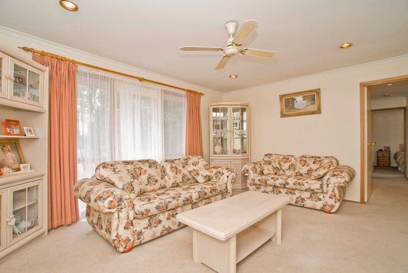 7 ESKDALE Drive, CROYDON HILLS VIC 3136, Croydon Hills - Thumbnail 2