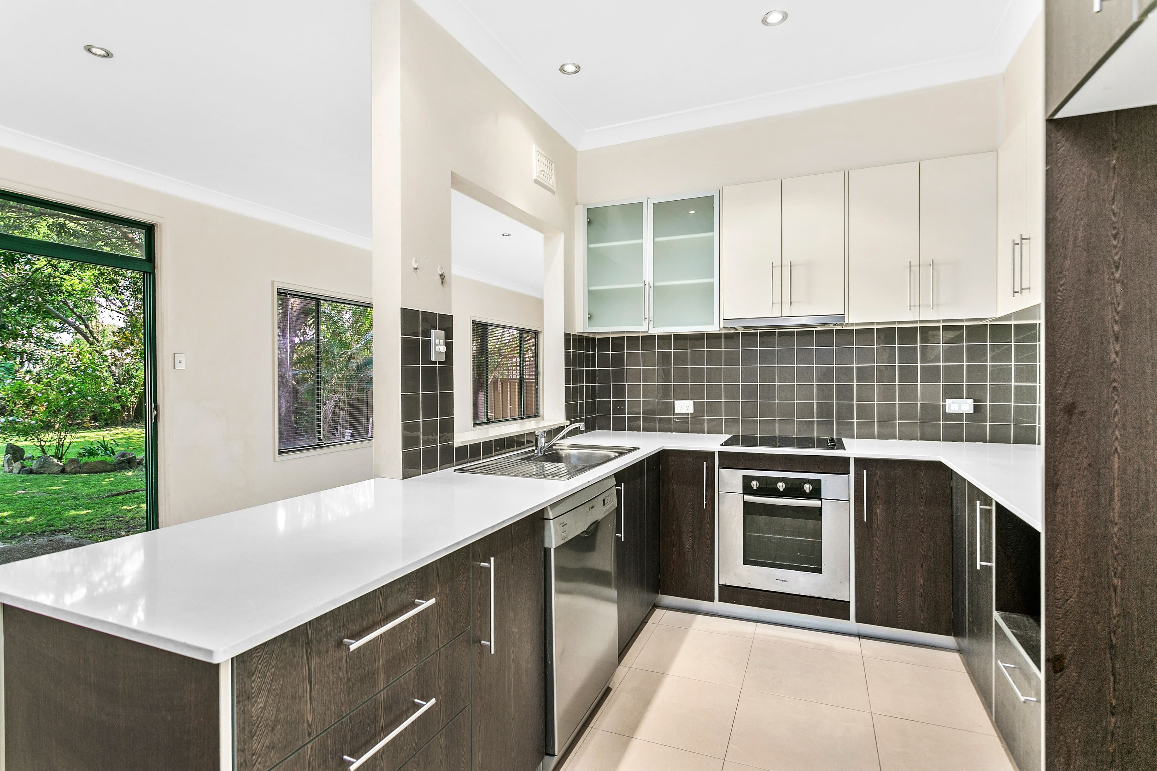 16 Terry Avenue, Warilla - Thumbnail 2