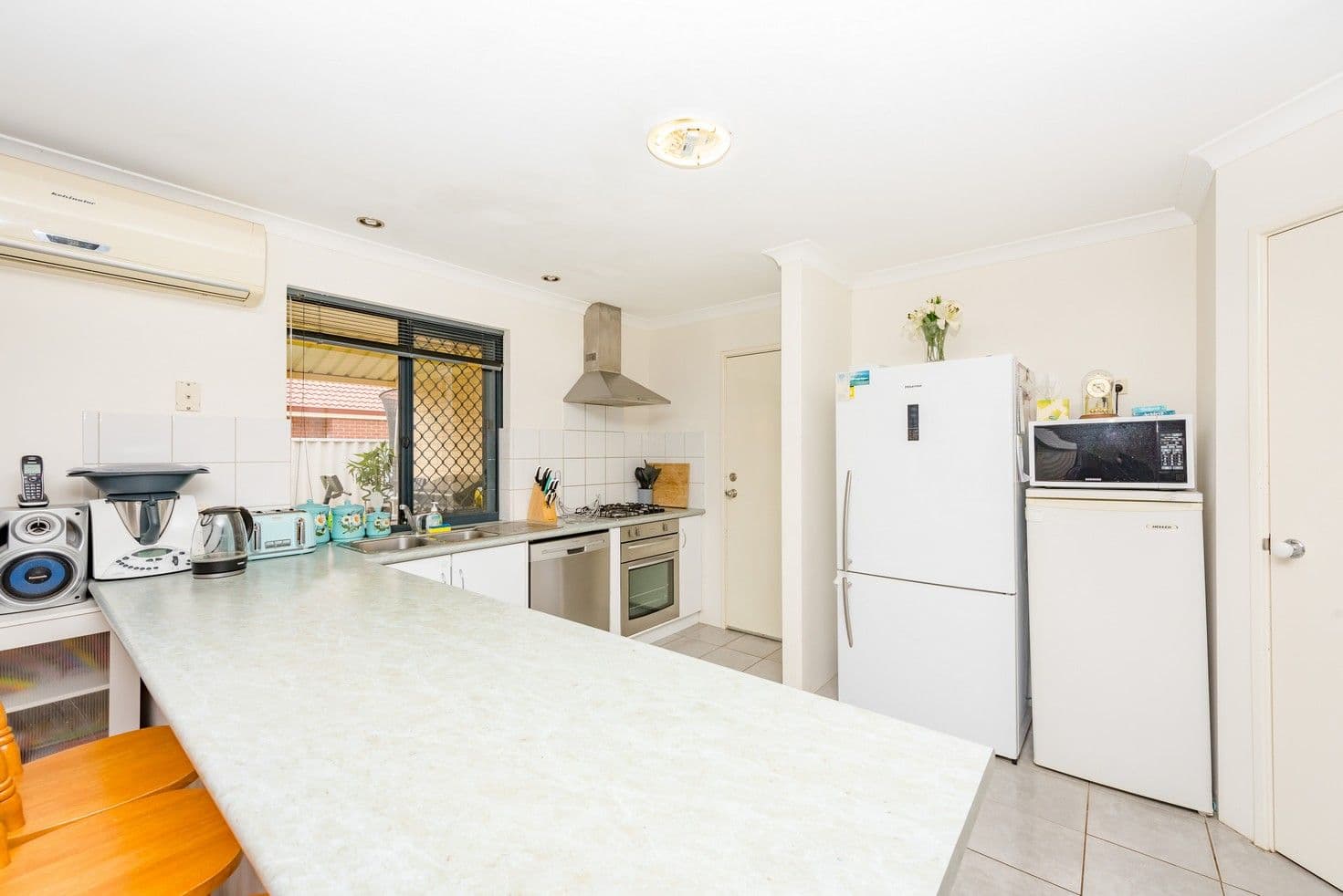 12 Whitworth Drive, Sunset Beach WA 6530, Sunset Beach - Thumbnail 4