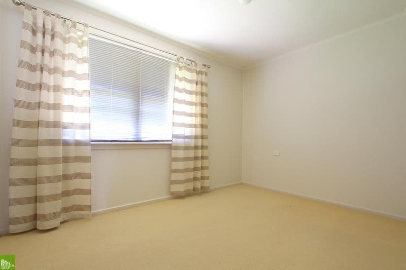 22 Morgan Avenue, MOUNT WARRIGAL NSW 2528, Mount Warrigal - Thumbnail 4