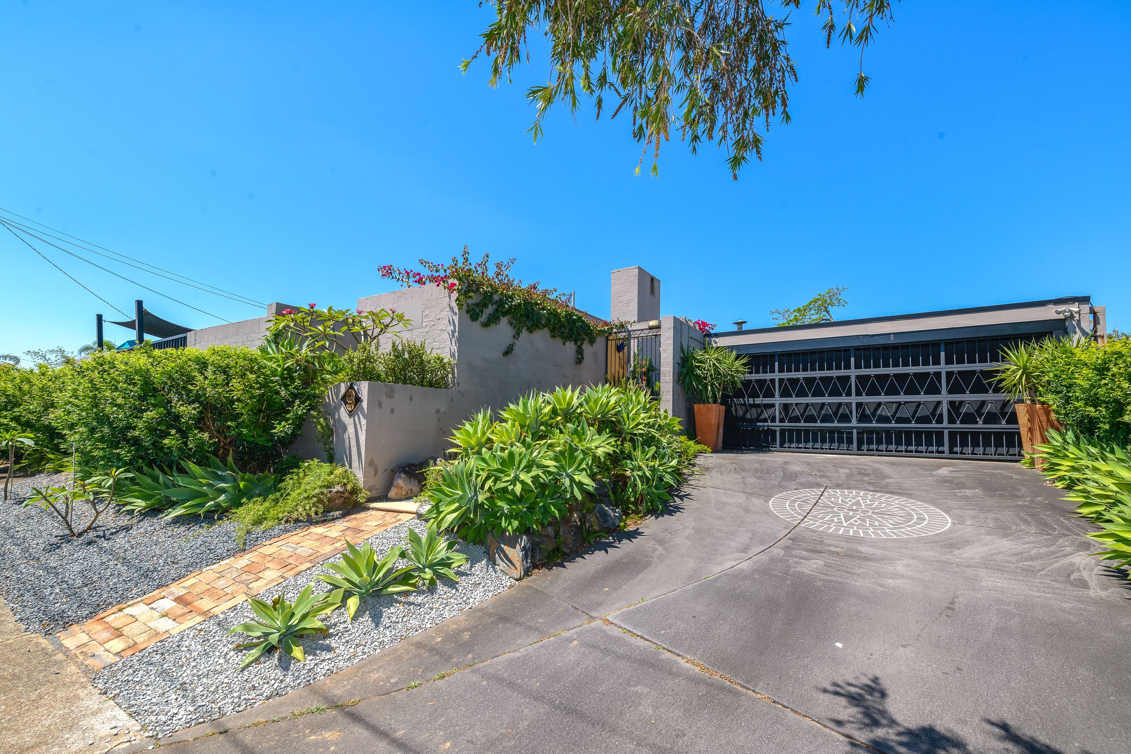 9 Lergessner Street, Biggera Waters QLD 4216, Biggera Waters - Thumbnail 3