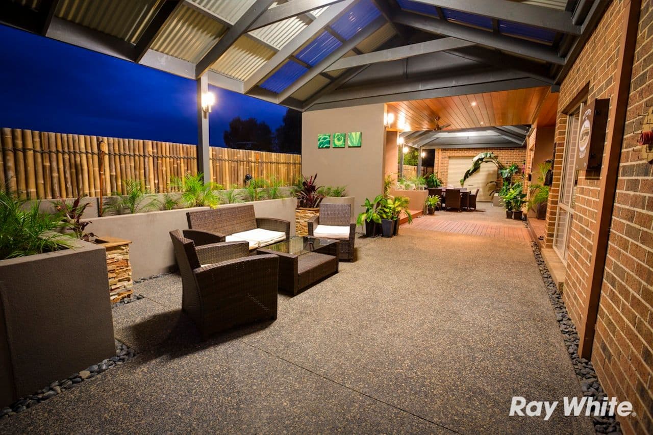 19 Pioneers Crescent, PAKENHAM VIC 3810, Pakenham - Image 1