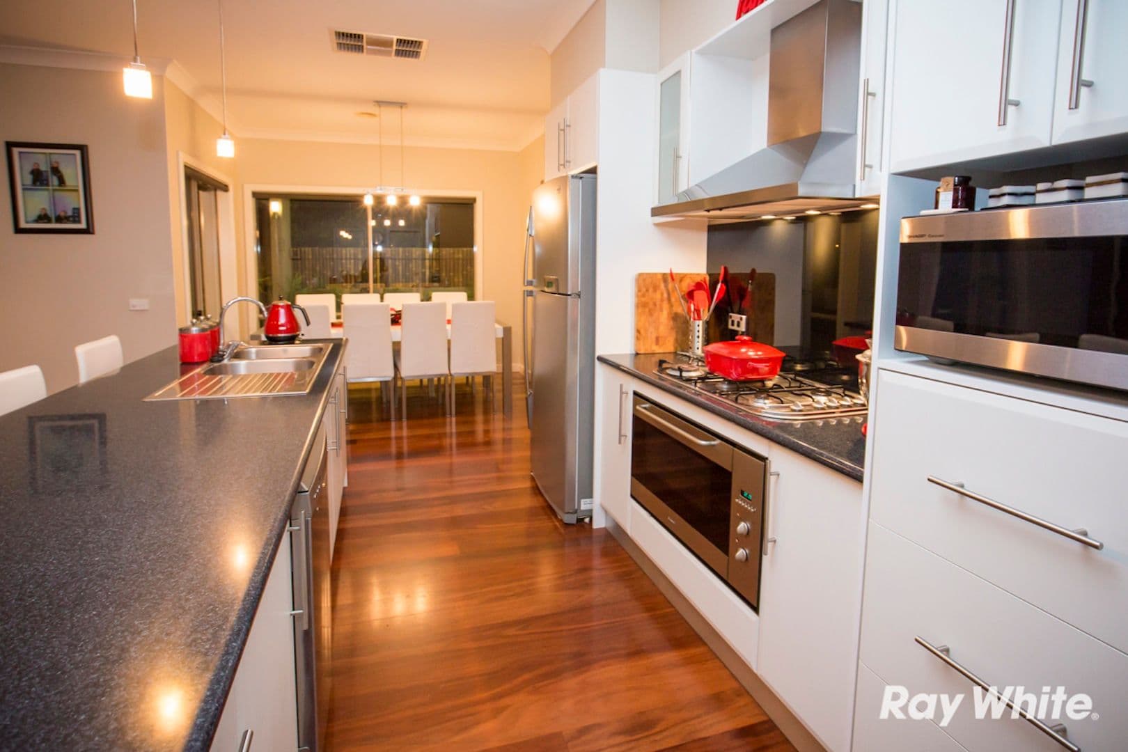 19 Pioneers Crescent, PAKENHAM VIC 3810, Pakenham - Thumbnail 7