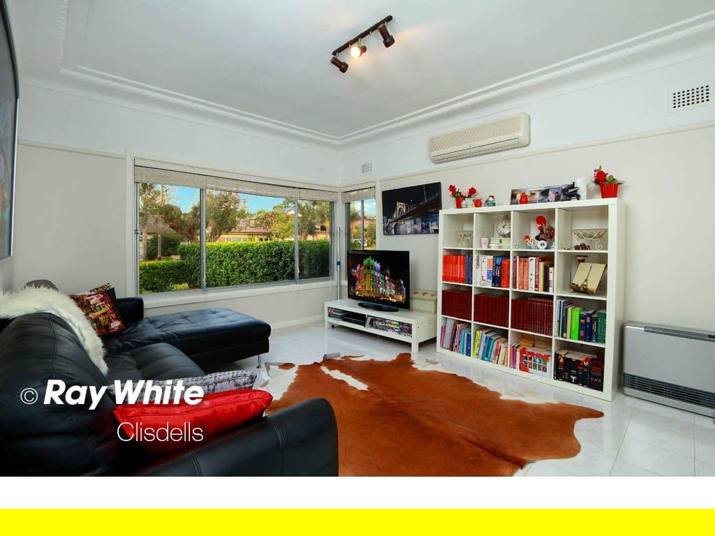 98 Armitree Street, KINGSGROVE NSW 2208, Kingsgrove - Thumbnail 2