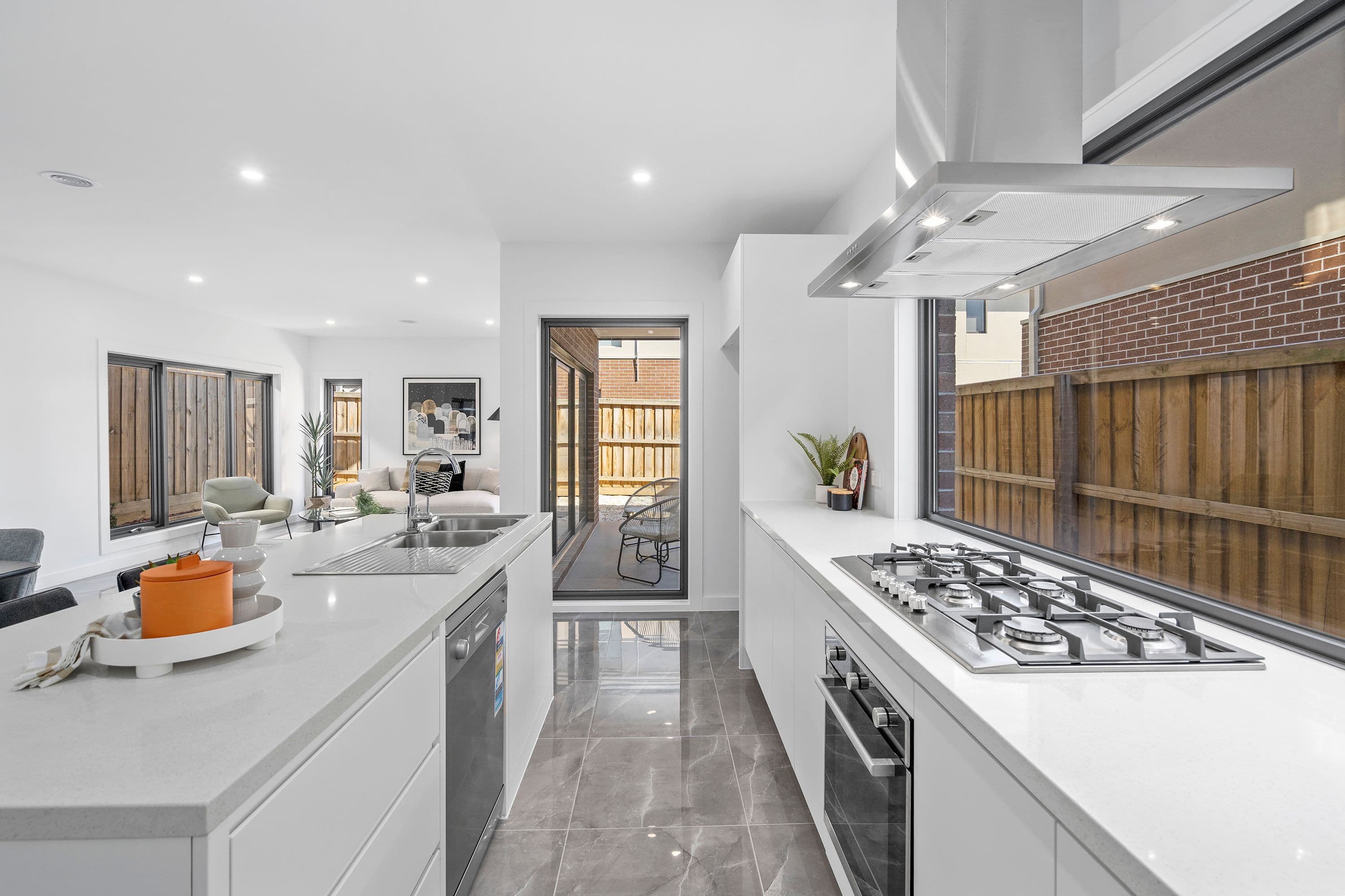 9 Elphinstone Way, Wantirna South VIC 3152, Wantirna South - Thumbnail 3
