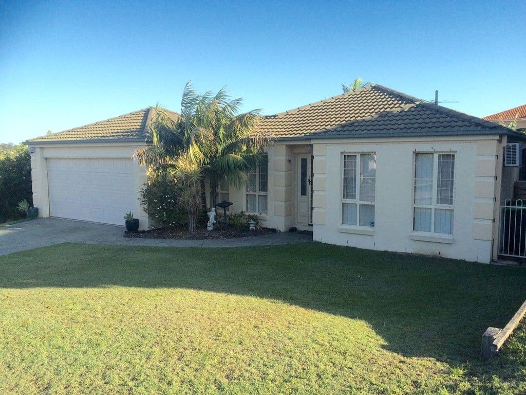 19 Malia, Sinnamon Park QLD 4073, Sinnamon Park - Image 1