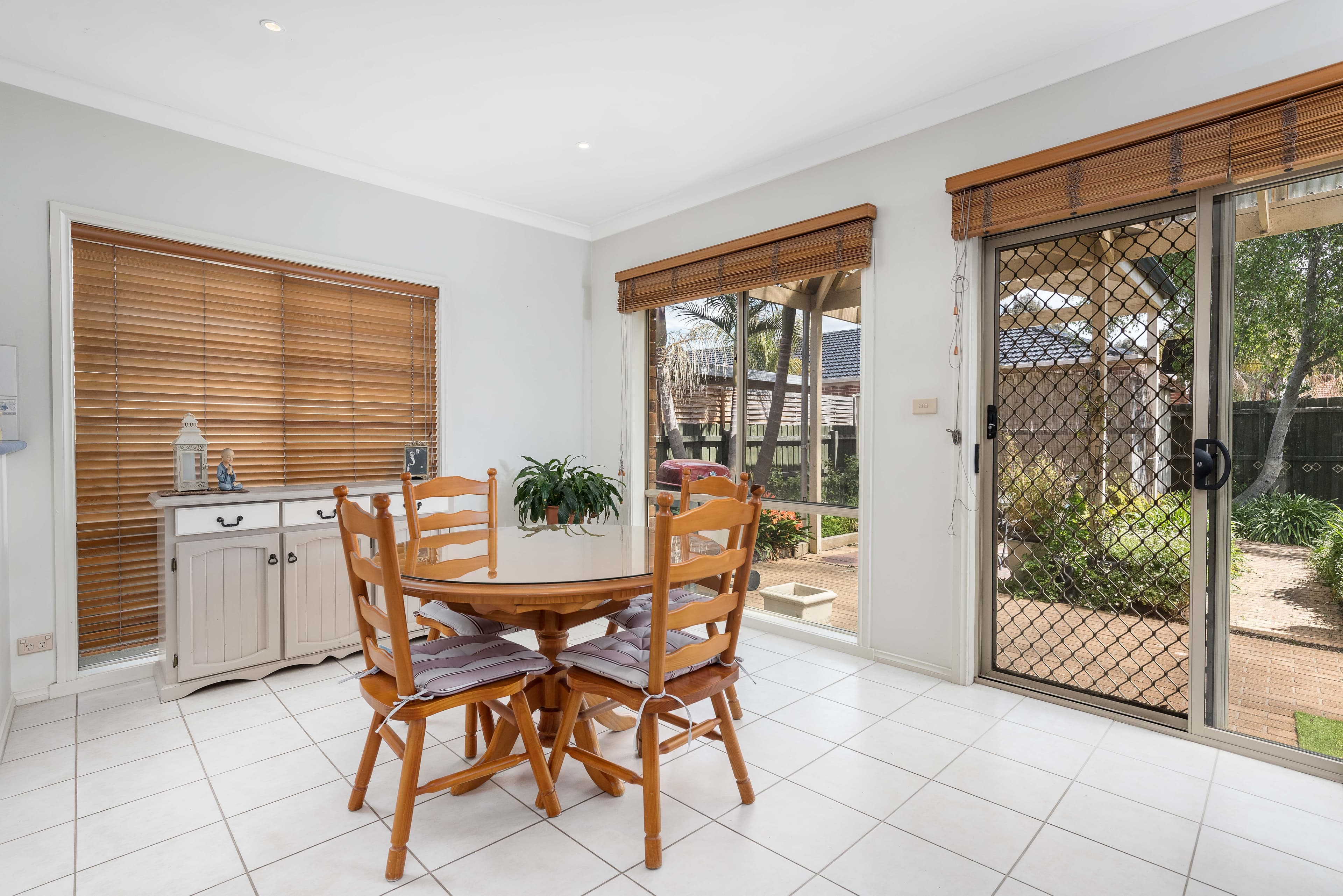 28 Capri Close, South Morang VIC 3752, South Morang - Thumbnail 4