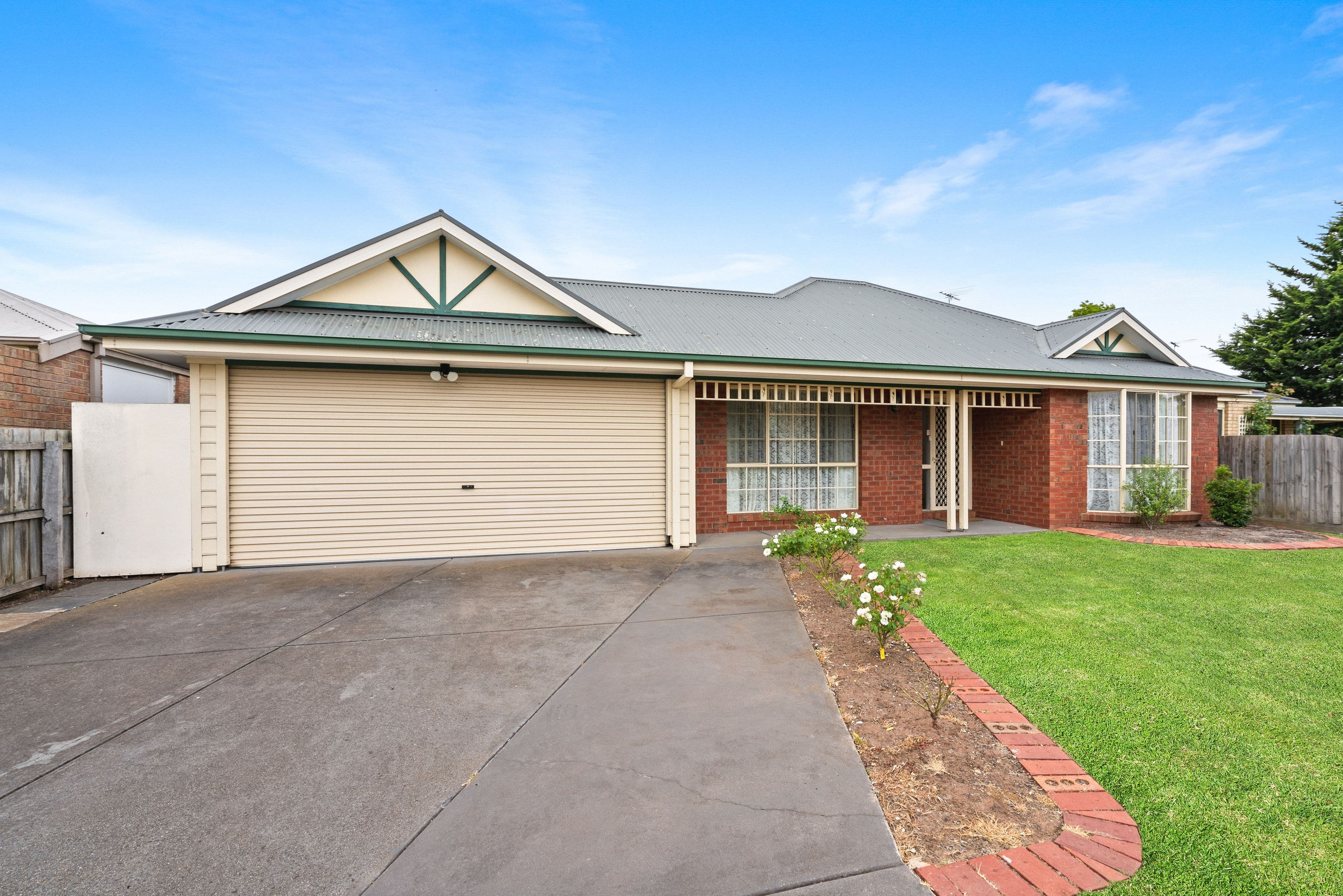 10 Sherwood Grove, Lara VIC 3212, Lara - Thumbnail 2