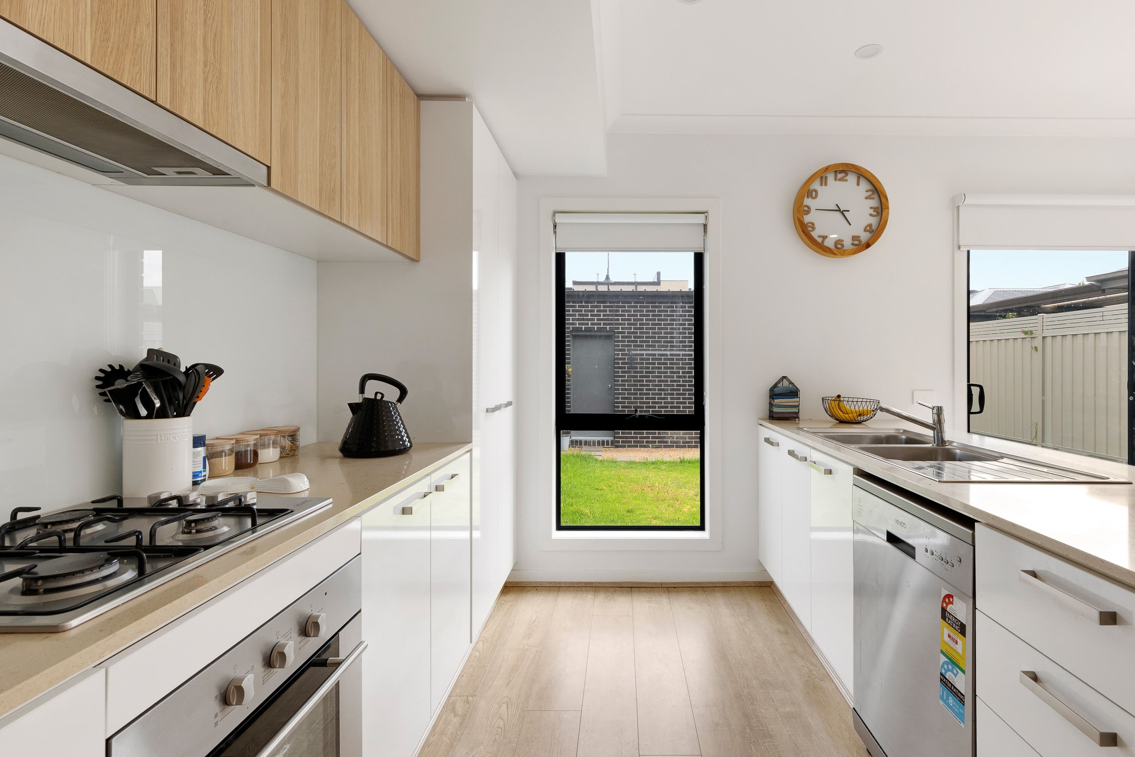 7 Baltic Walk, Craigieburn VIC 3064, Craigieburn - Thumbnail 4
