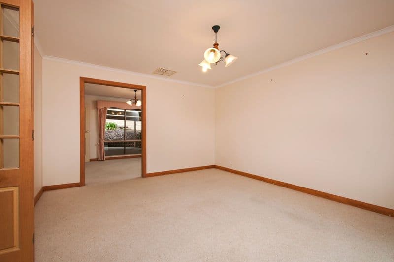 10 Woodland Grove, ABERFOYLE PARK SA 5159, Aberfoyle Park - Thumbnail 3