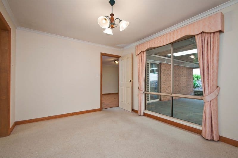 10 Woodland Grove, ABERFOYLE PARK SA 5159, Aberfoyle Park - Thumbnail 4