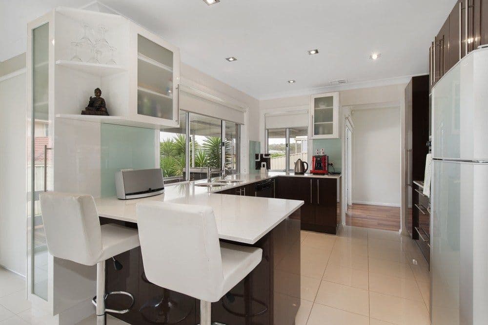 6 Chadley Place, West Hoxton NSW 2171, West Hoxton - Thumbnail 2