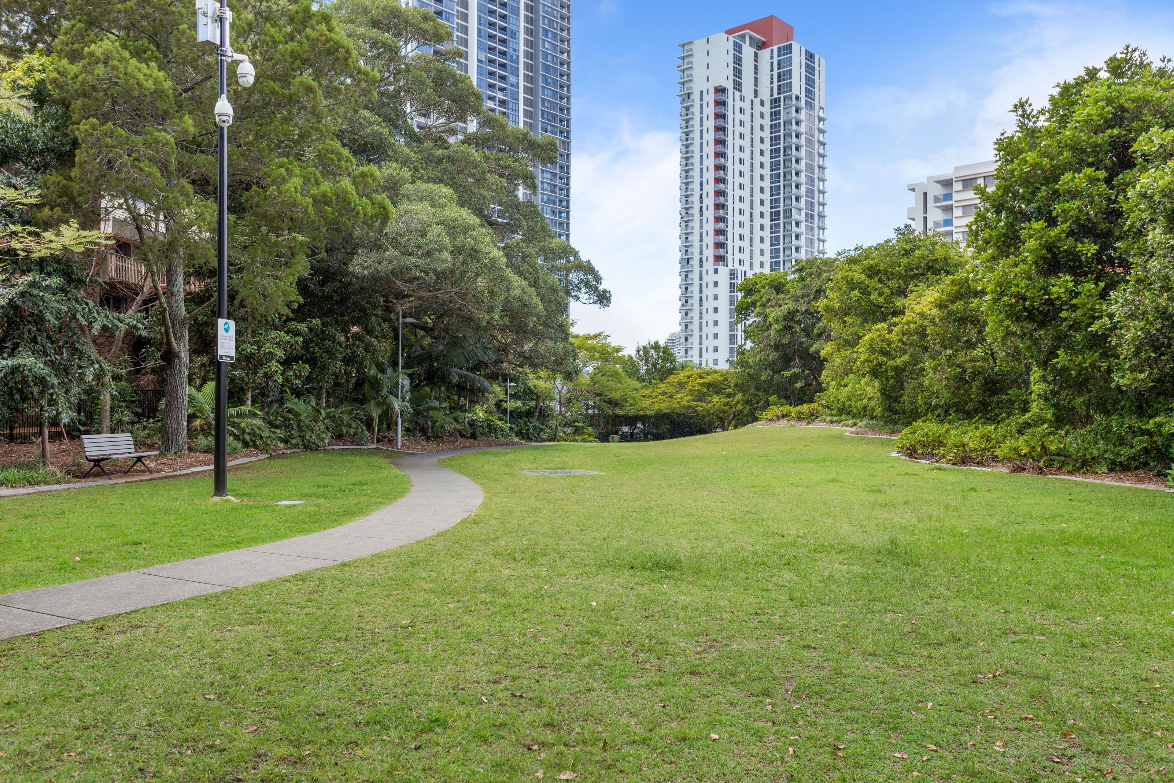 64 Bauer Street, Southport QLD 4215, Southport - Thumbnail 8