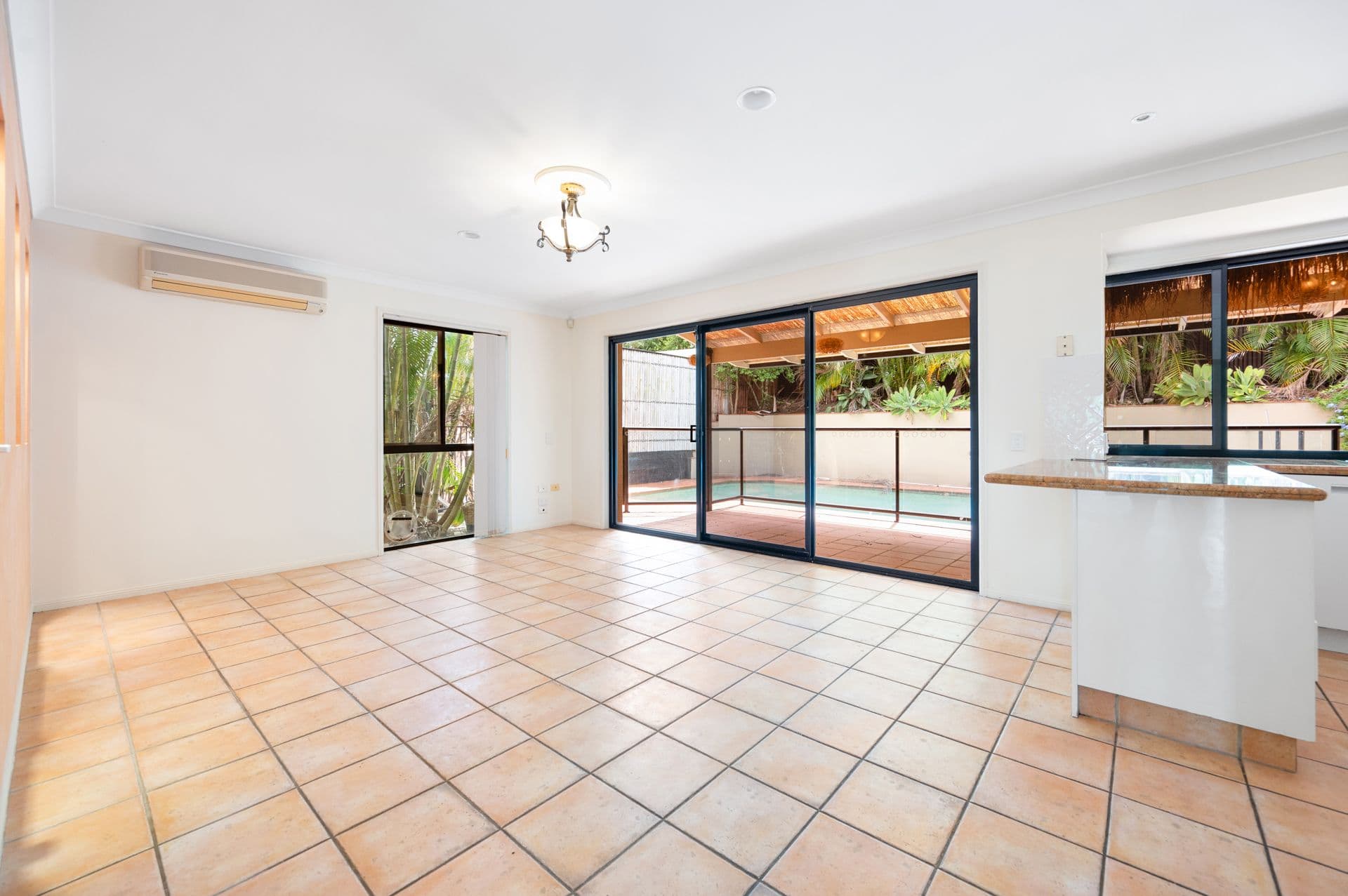 9 O'Brien Court, Arundel QLD 4214, Arundel - Thumbnail 3