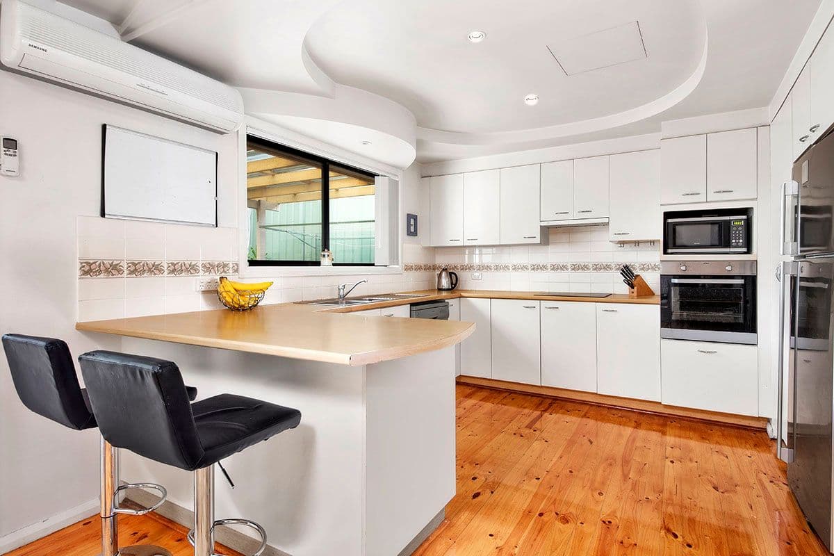 27 Moreton Road, Illawong - Thumbnail 6
