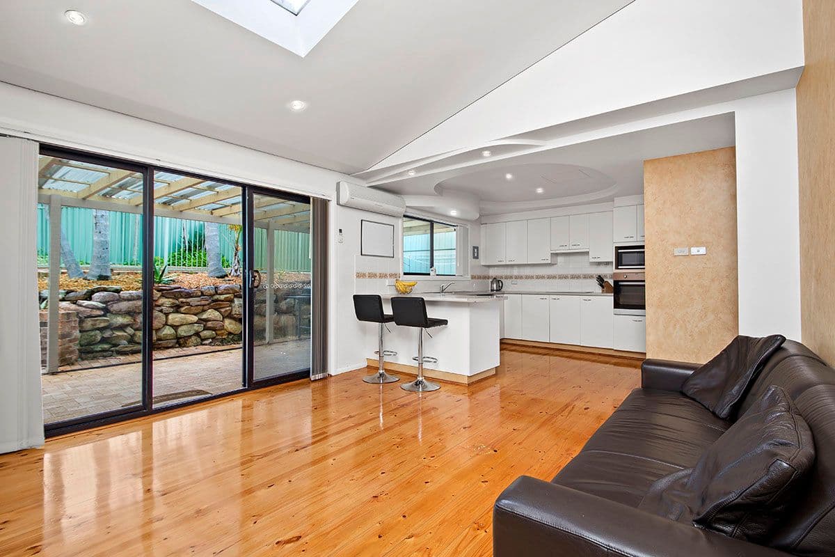 27 Moreton Road, Illawong - Thumbnail 8