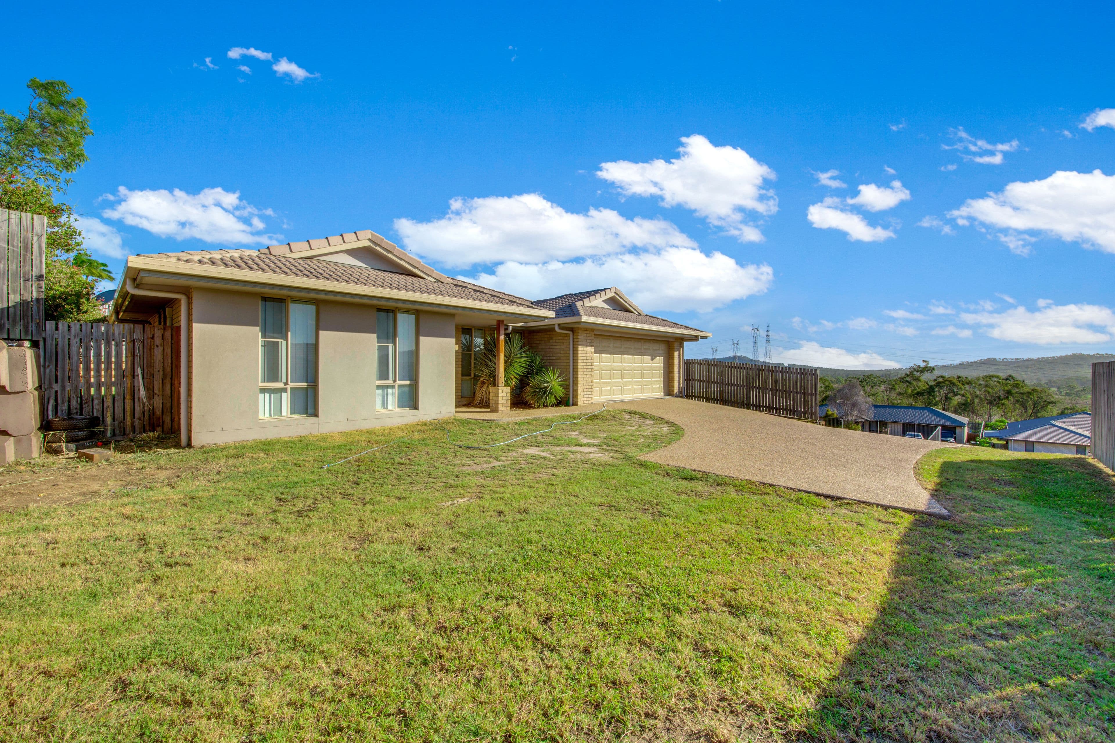 33 Dartmouth Close, Clinton QLD 4680, Clinton - Image 1