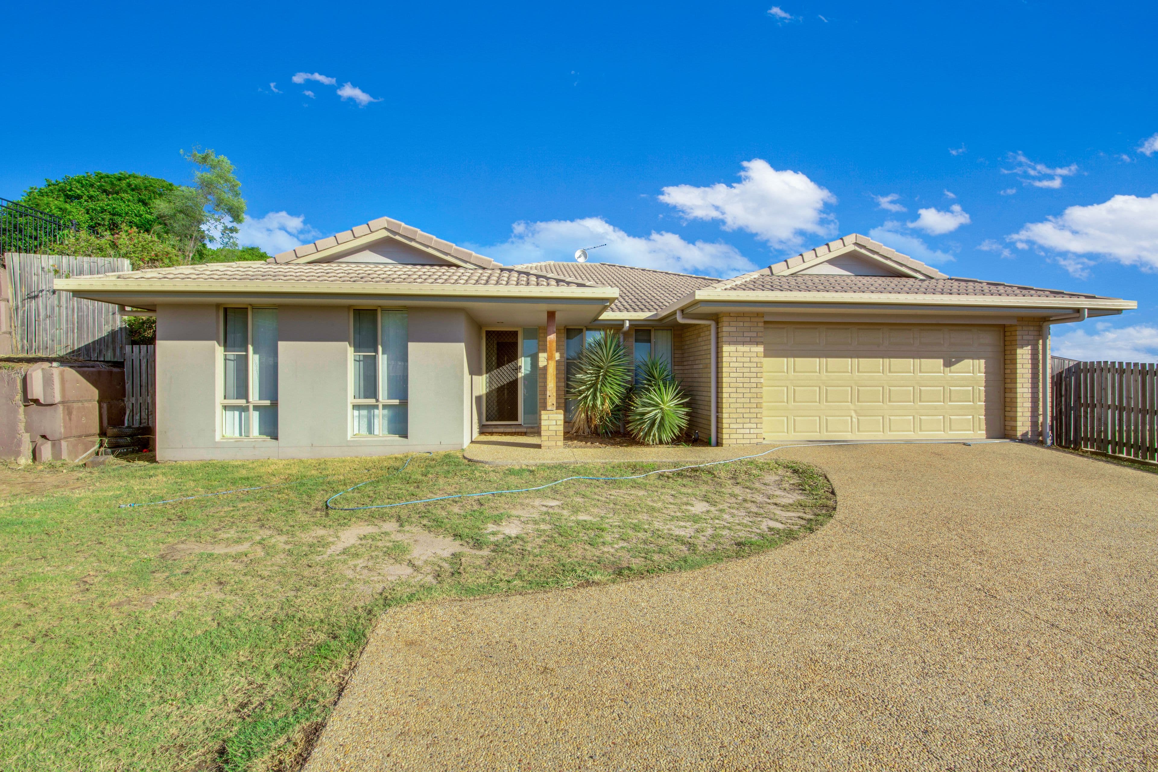33 Dartmouth Close, Clinton QLD 4680, Clinton - Thumbnail 2