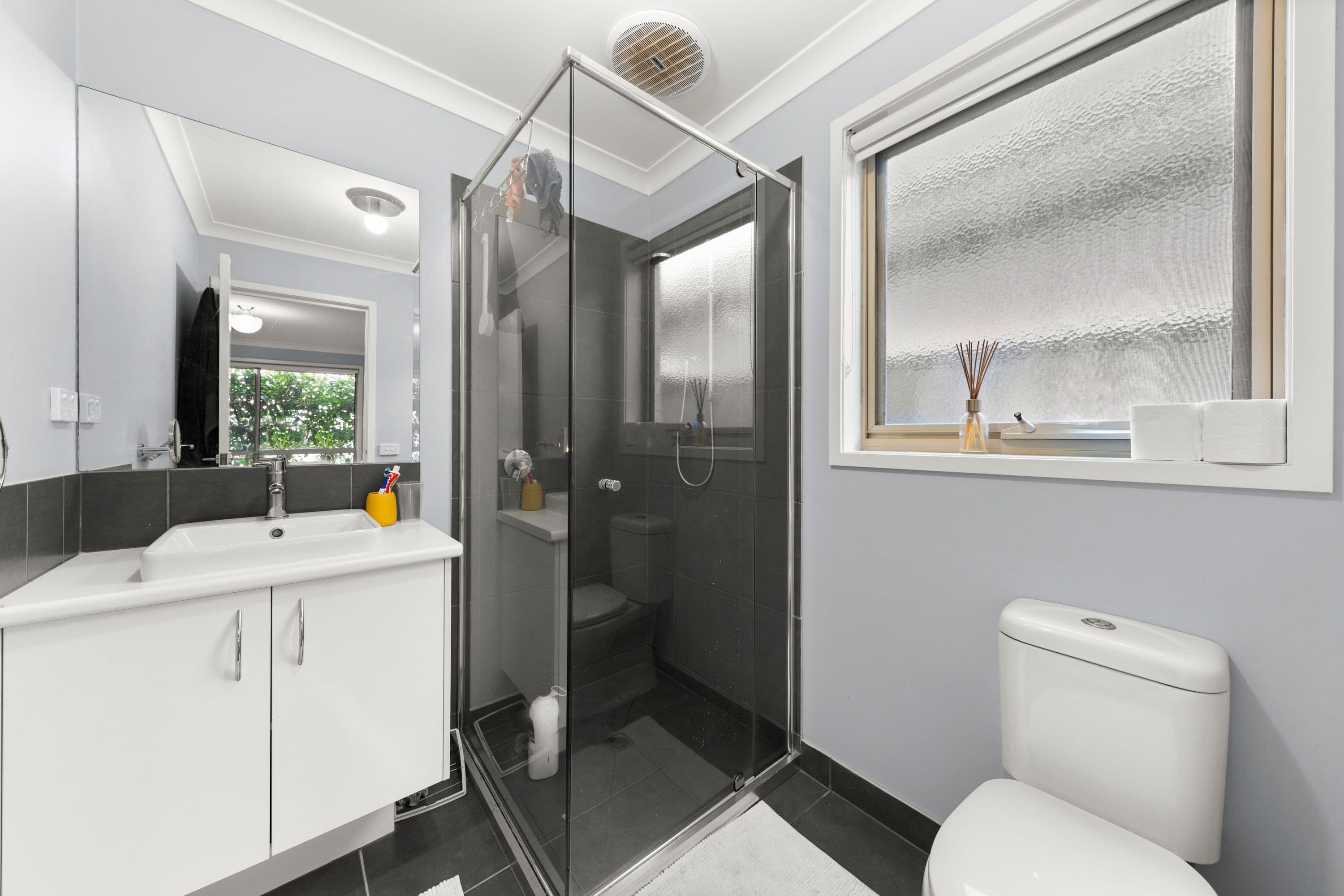 29 Clarendon Street, Pakenham VIC 3810, Pakenham - Thumbnail 3