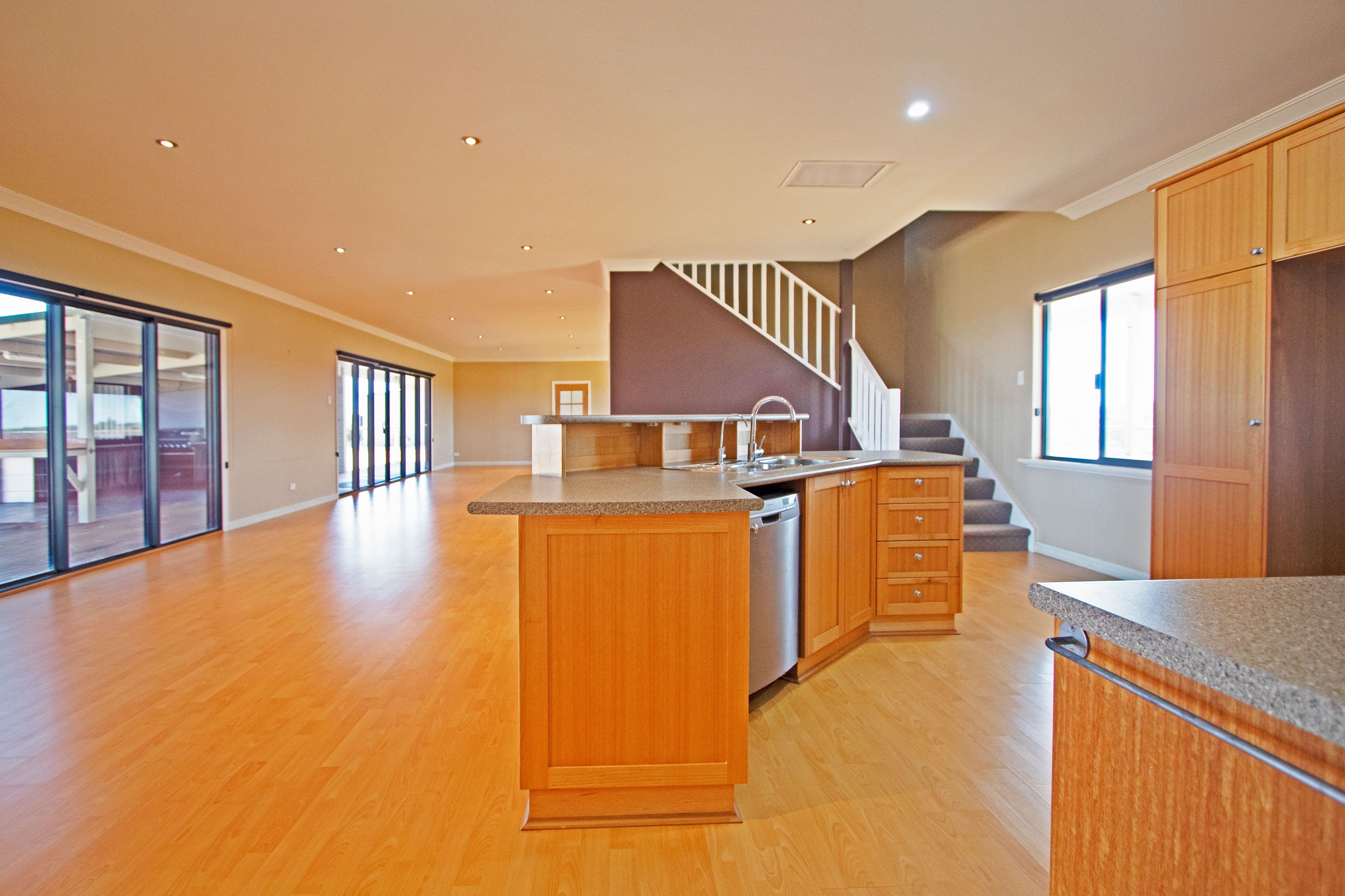 270 Ridge Way, Jurien Bay WA 6516, Jurien Bay - Thumbnail 2