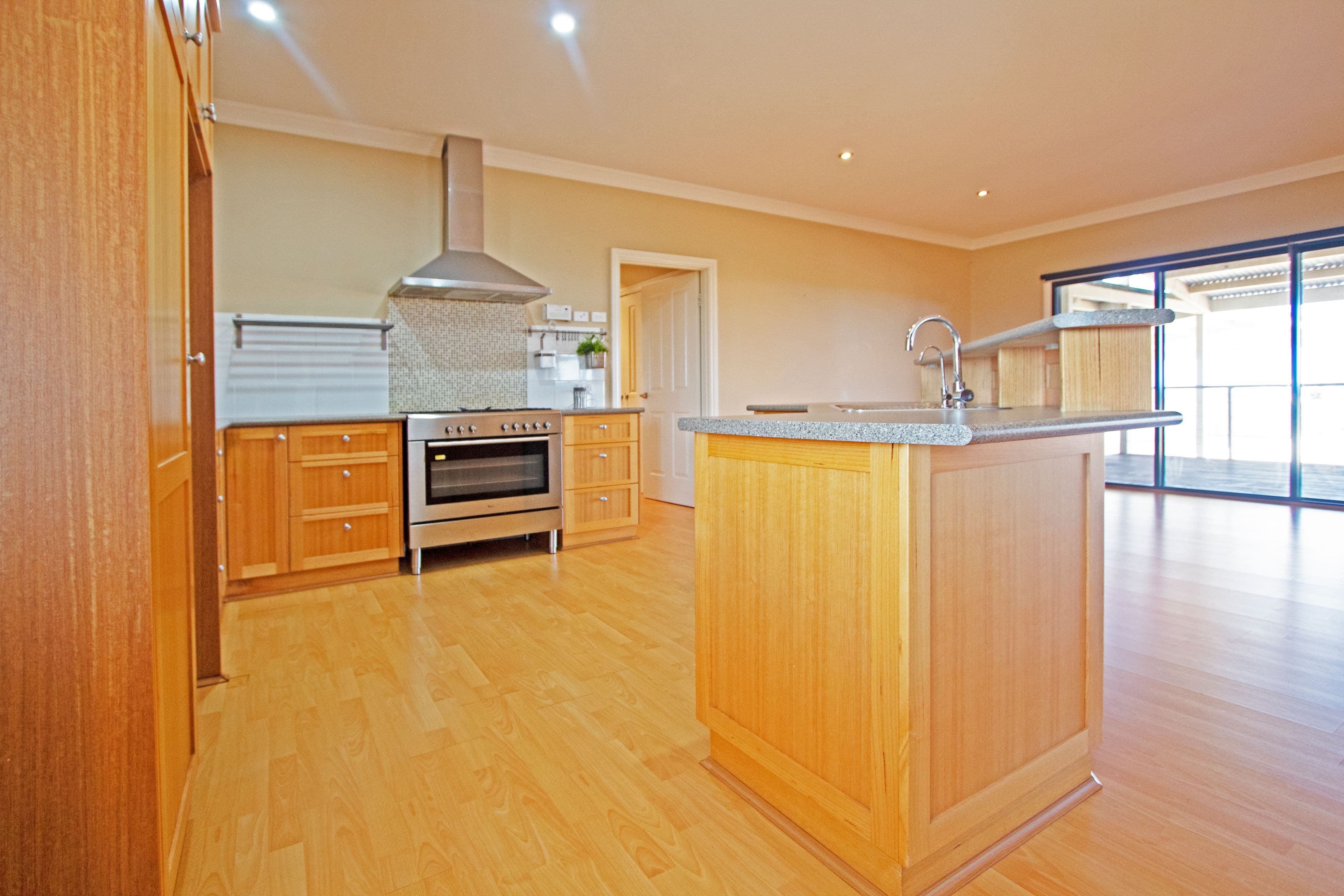 270 Ridge Way, Jurien Bay WA 6516, Jurien Bay - Thumbnail 3