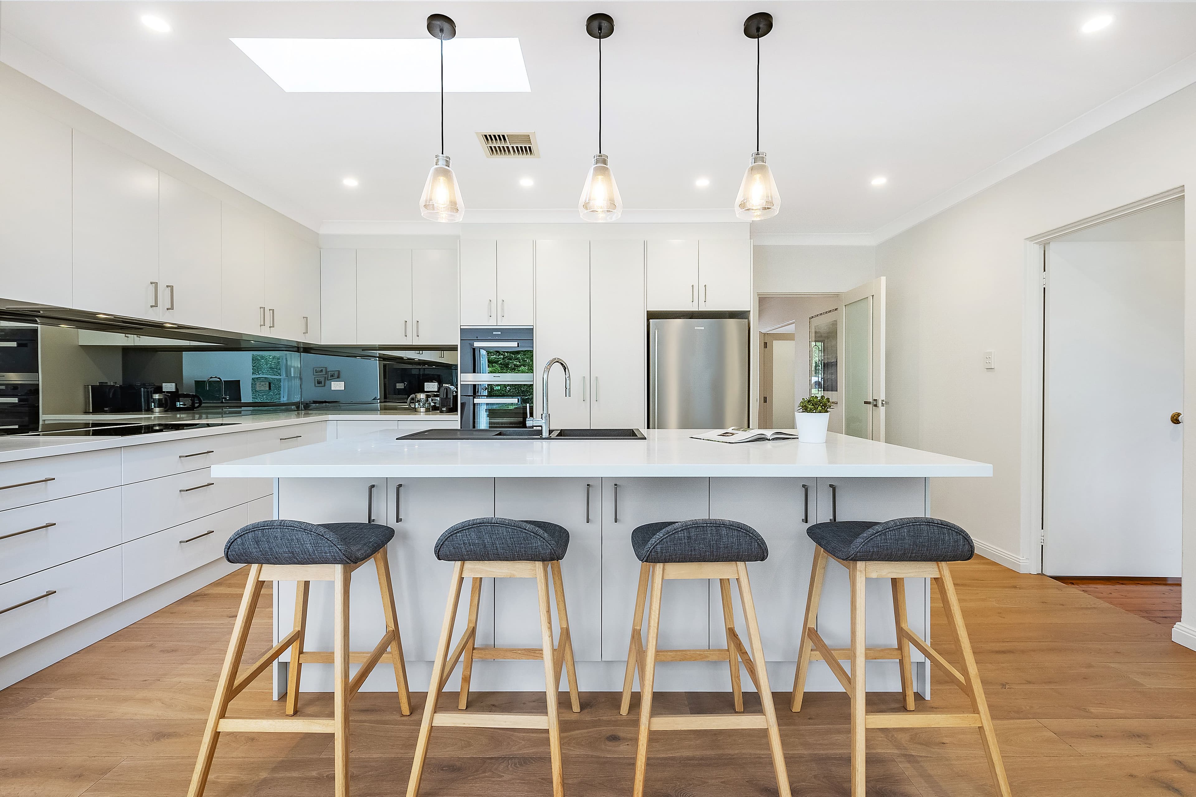 4 Lincoln Road, St Ives NSW 2075, St Ives - Thumbnail 3